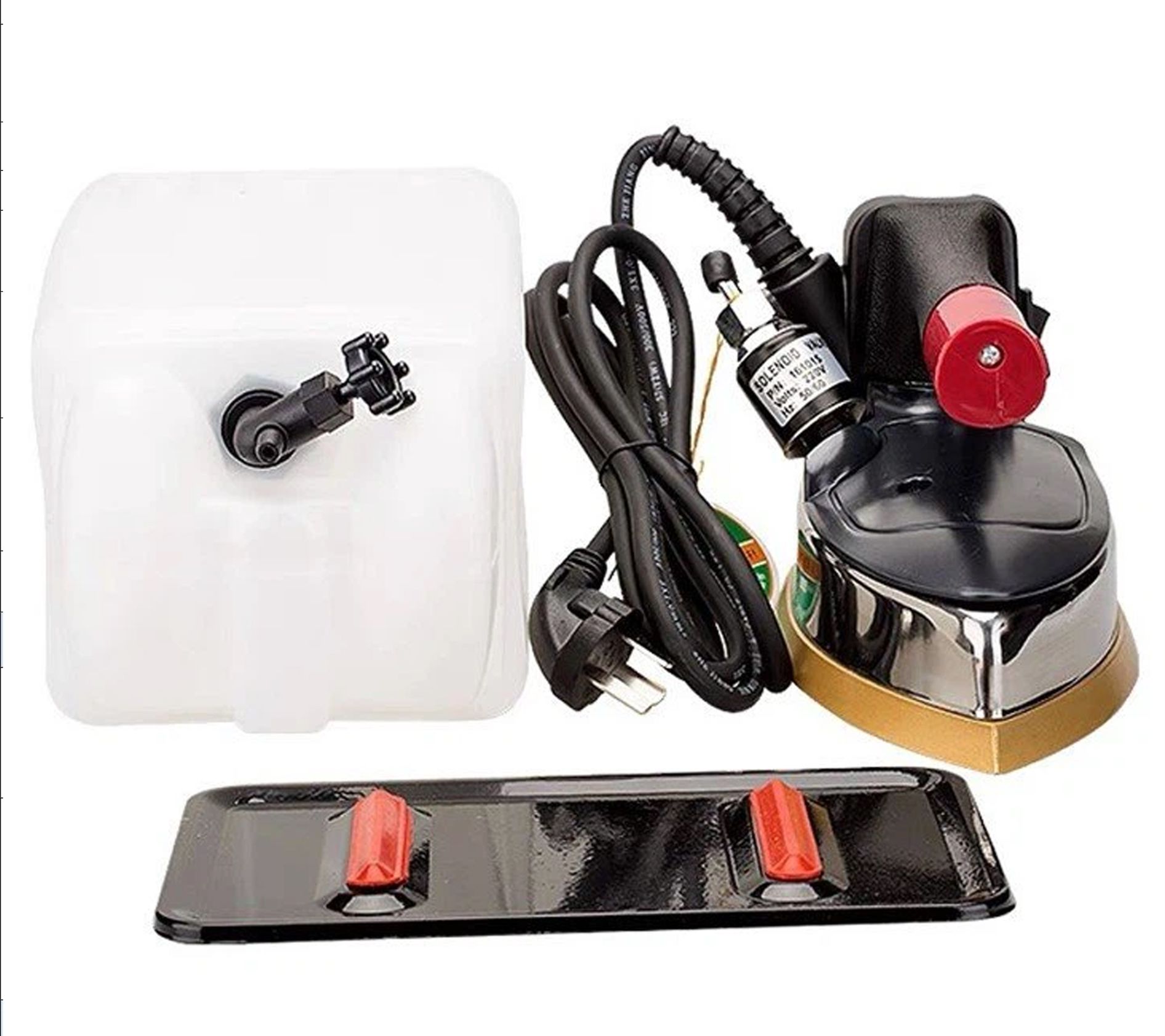 Oglining xonasida yashirin kamerali jinsiy aloqa