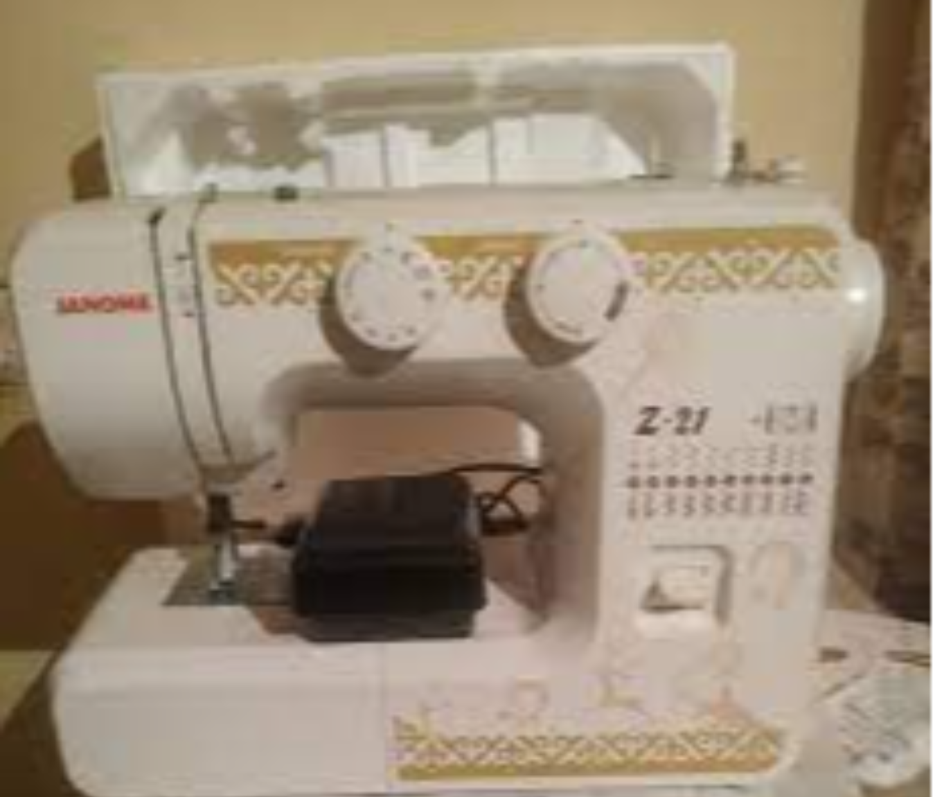 JANOME 400 (oq, plastik quti, maishiy) | Smart-market.uz