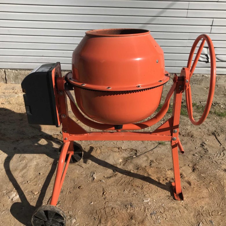Бетономешалка махачкала. Бетономешалка jh35y1. Кожух для редуктора бетономешалки бм 180 м. Бетономешалка 165л желтый б/у. Бетономешалка штурм 180 литров.