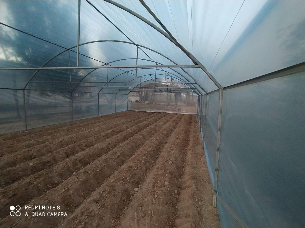 Апай шешініп жатқан видео