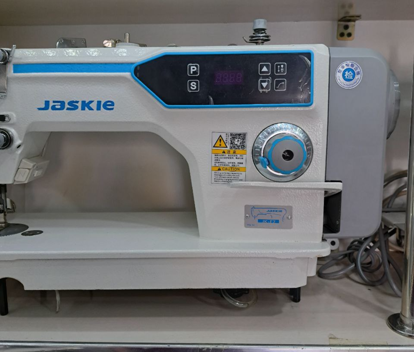 Ogay onaning pornosini tomosha qilish